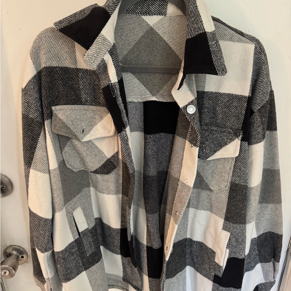 Amazon Women's Plaid Utility Jacket - Black and White